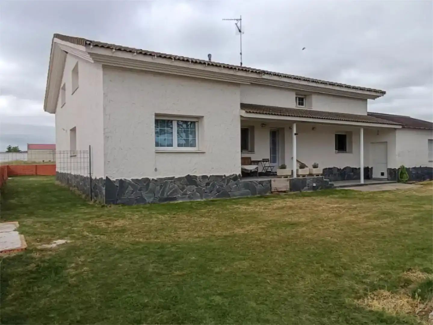 Exterior view of Flat for sale in Sanchonuño  with Heating, Private garden and Parquet flooring