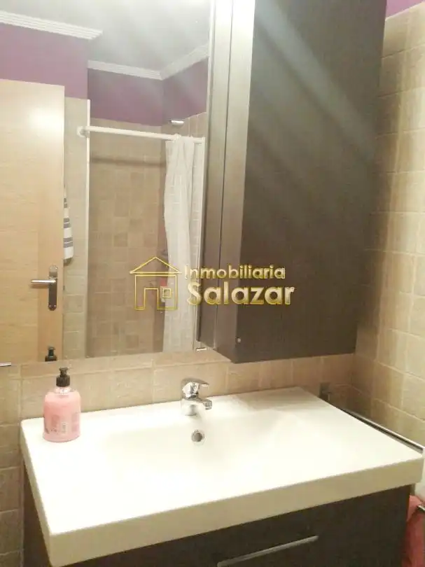 Baño de Piso de alquiler en Bilbao  con Calefacción