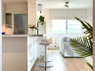 Apartament amb balcó en venda a Carrer d'Eladi Homs 4B