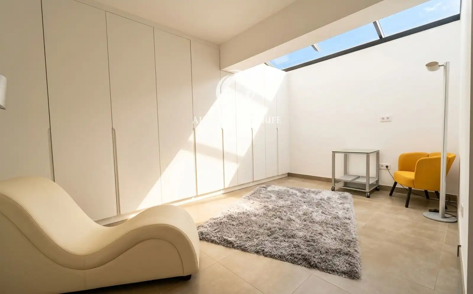 Habitación de Apartamento en venta en Adeje con Terraza, Trastero y Piscina