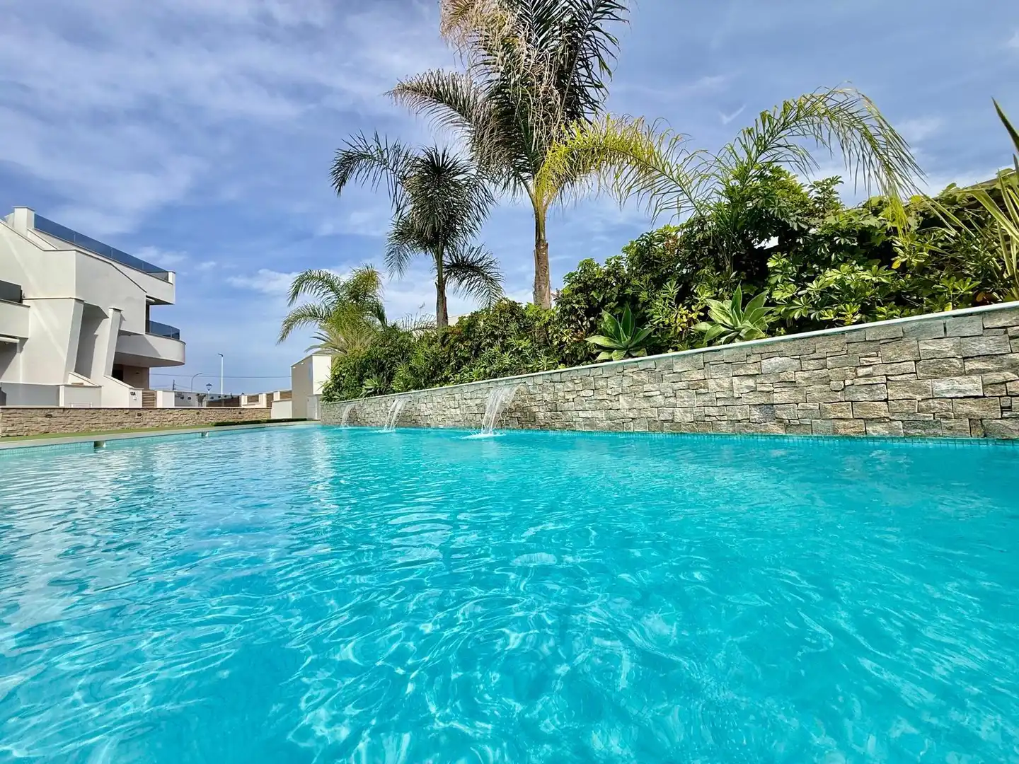 Schwimmbecken von Dachboden zum Verkauf in San Pedro del Pinatar mit Klimaanlage, Heizung und Privatgarten