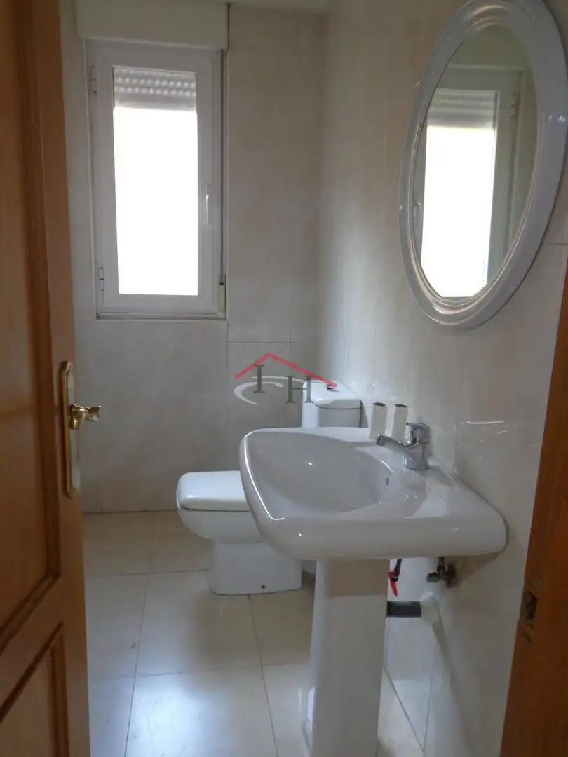 Bathroom of Office for sale in León Capital   with Heating