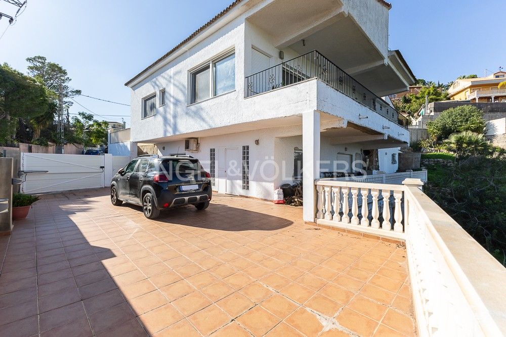 Exterior view of House or chalet for sale in Real de Gandia  with Air Conditioner, Heating and Private garden