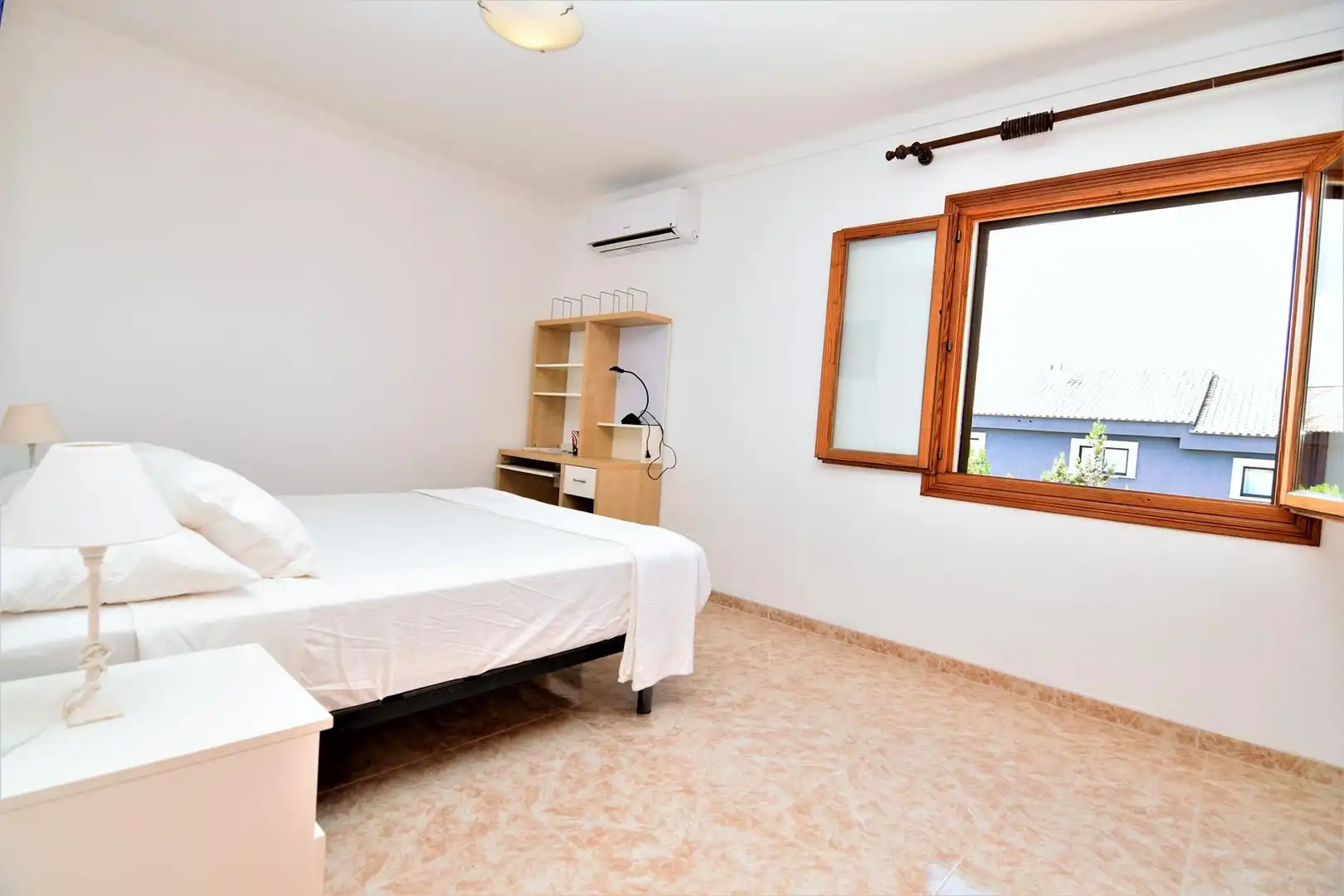 Schlafzimmer von Haus oder Chalet zur Miete in Artà mit Klimaanlage, Heizung und Terrasse
