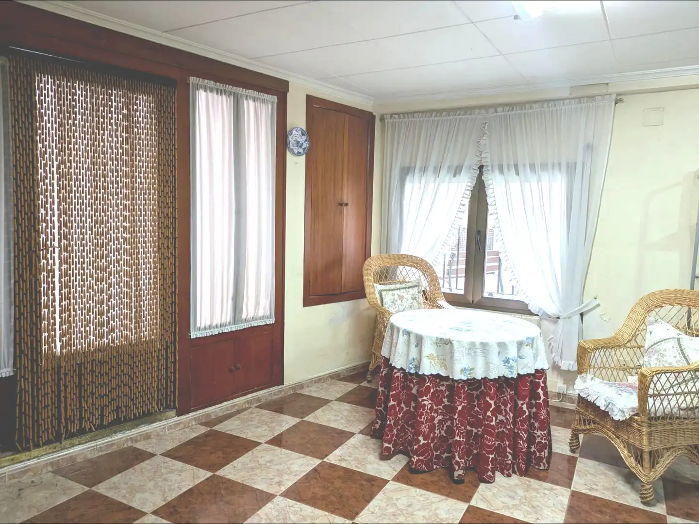Houses for sale in Quinto  with Balcony