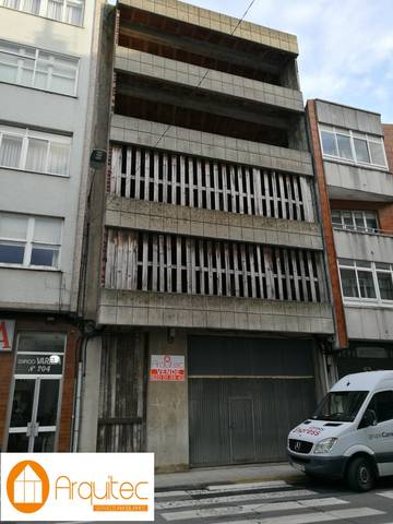Edificio en Venta en Rúa Gran Vía, 130 en Carballo