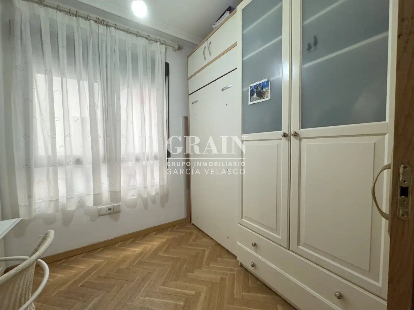 Bedroom of Flat for sale in Albacete  with Air Conditioner, Heating and Parquet flooring