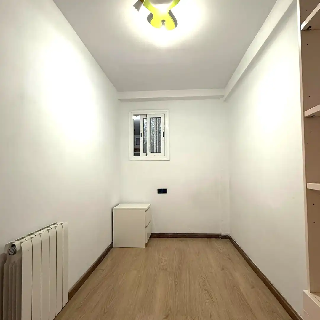 Habitación de Piso en venta en Barcelona con Aire acondicionado, Calefacción y Parquet