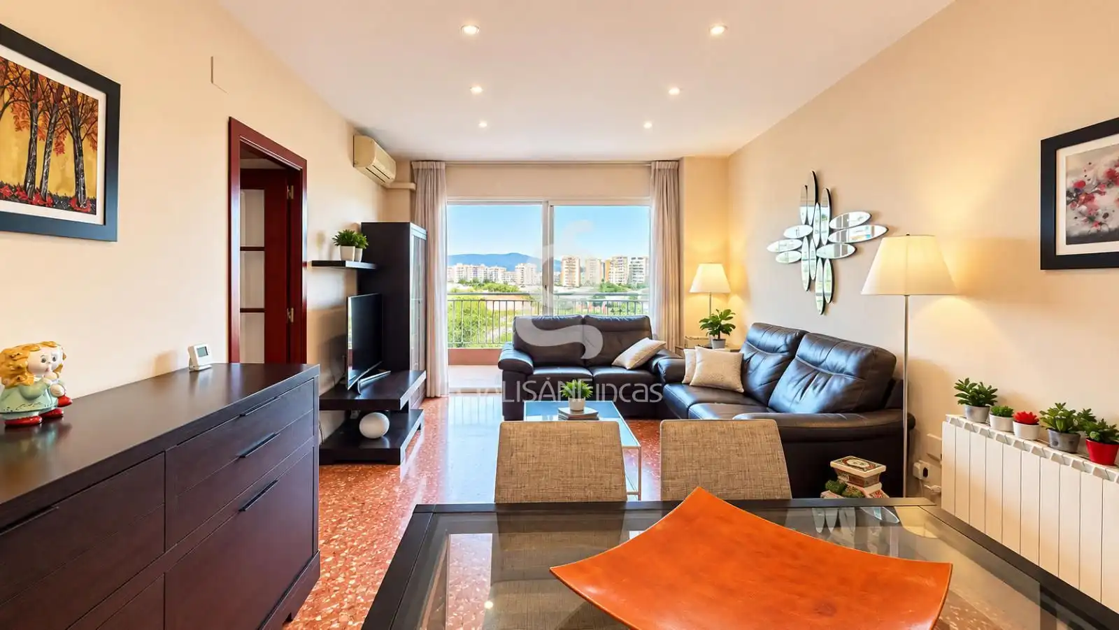 Piso con terraza en venta en Felip Ii, imagen 5