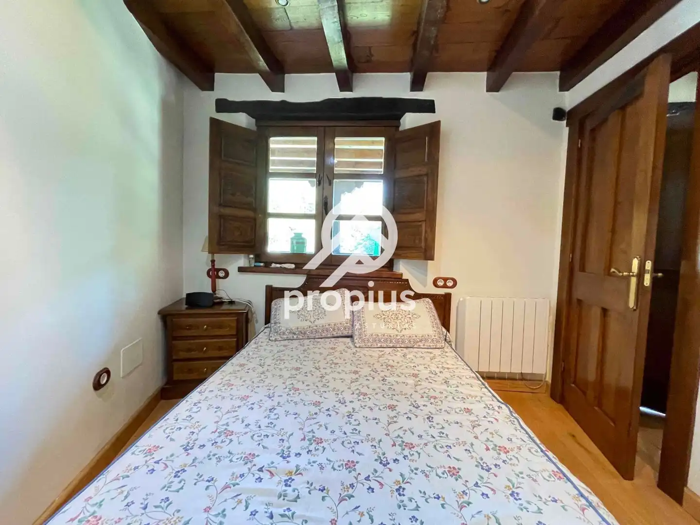 Chalet con terraza en venta en Nueva, imagen 18