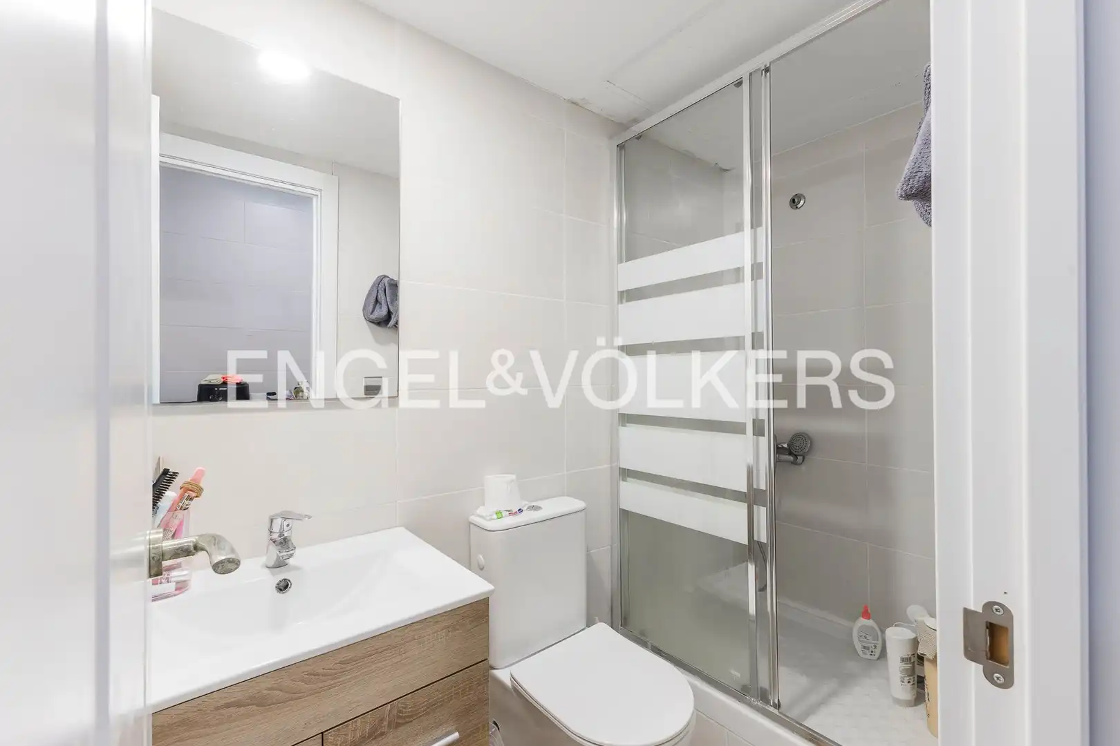 Bany de Casa o xalet en venda en Barcelona amb Aire condicionat, Calefacció i Terrassa