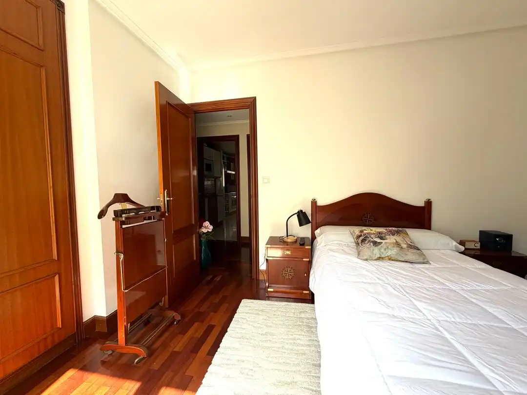 Habitación de Piso en venta en Sopela con Calefacción y Trastero