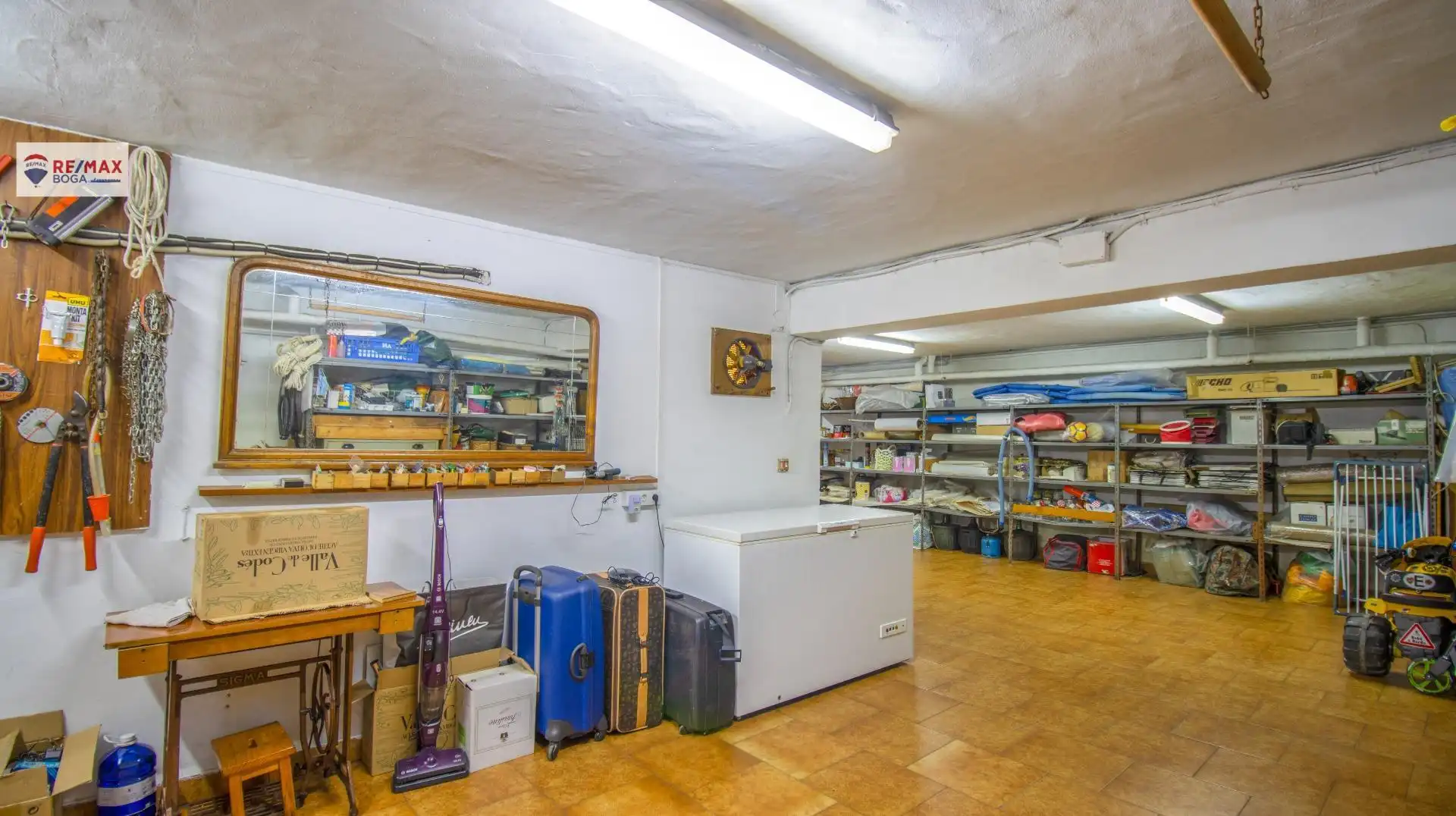 Casa o xalet en venda en Oyón-Oion amb Aire condicionat, Jardí privat i Parquet