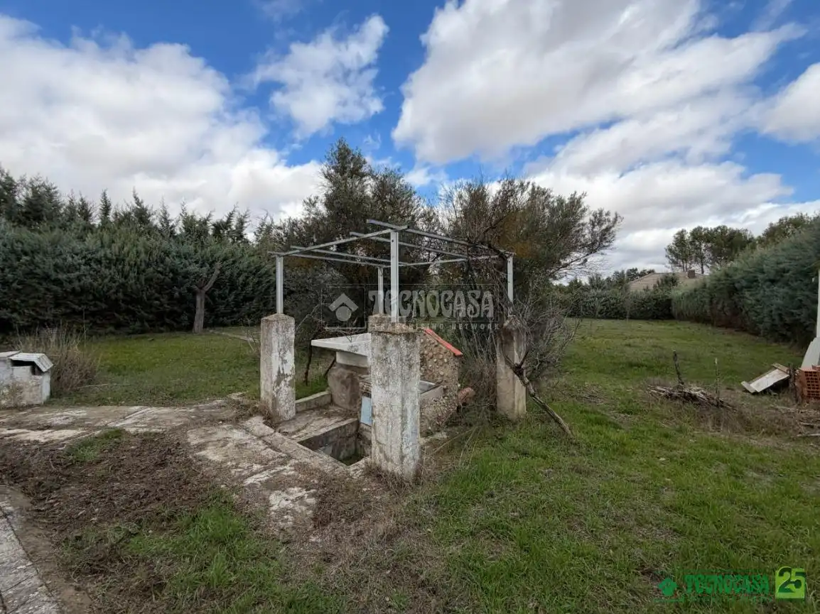 Casa o chalet en venta en Villar de Cañas con Calefacción, Piscina y Amueblado