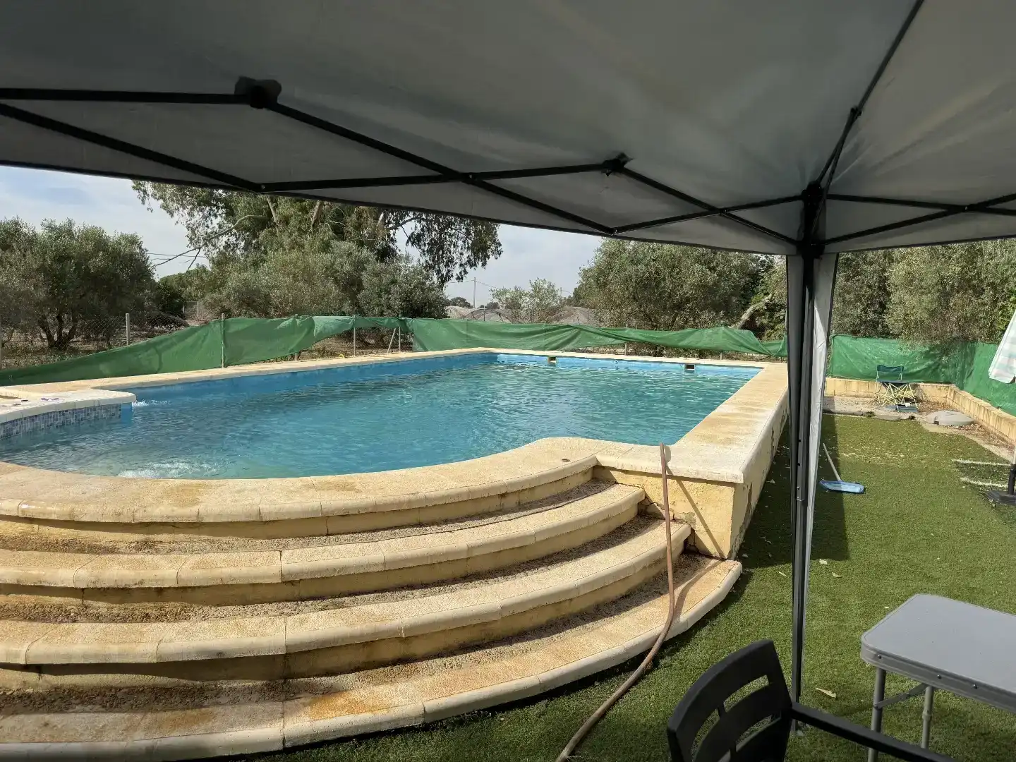 Piscina de Finca rústica en venda en Marchena amb Aire condicionat i Piscina