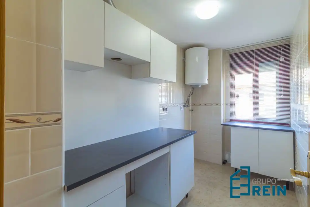 Cocina de Piso de alquiler en Magán con Calefacción, Piscina y Balcón