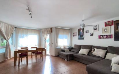 Sala d'estar de Pis en venda en Mataró amb Balcó