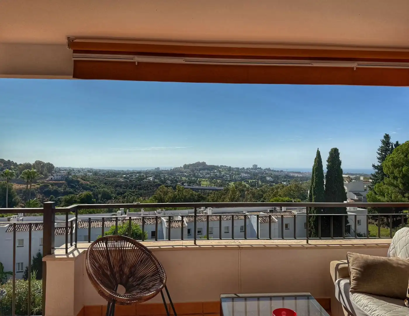 Exterior view of Flat for rent in Benahavís  with Air Conditioner, Storage room and Furnished