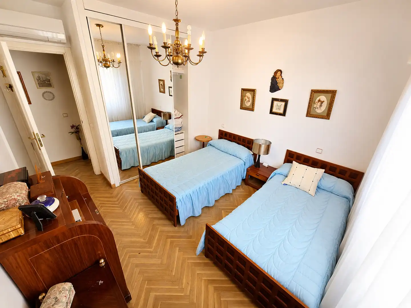 Habitación de Piso en venta en Madrid con Aire acondicionado, Terraza y Piscina