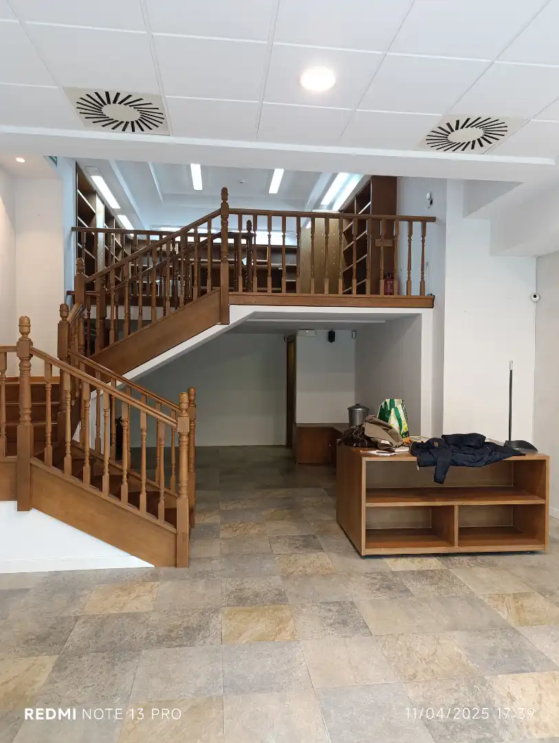 Local comercial en venta en Calle de Irunlarrea 5G