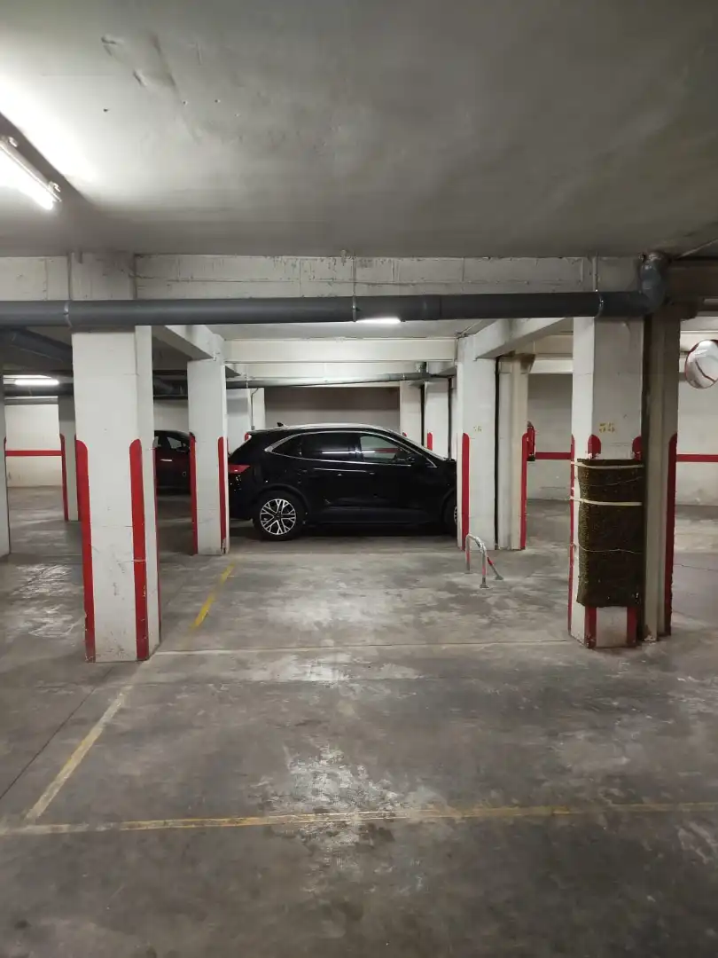 Einzelparkplatz mit Aufzug zum Verkauf in Carrer d'Enguera, imagen 2