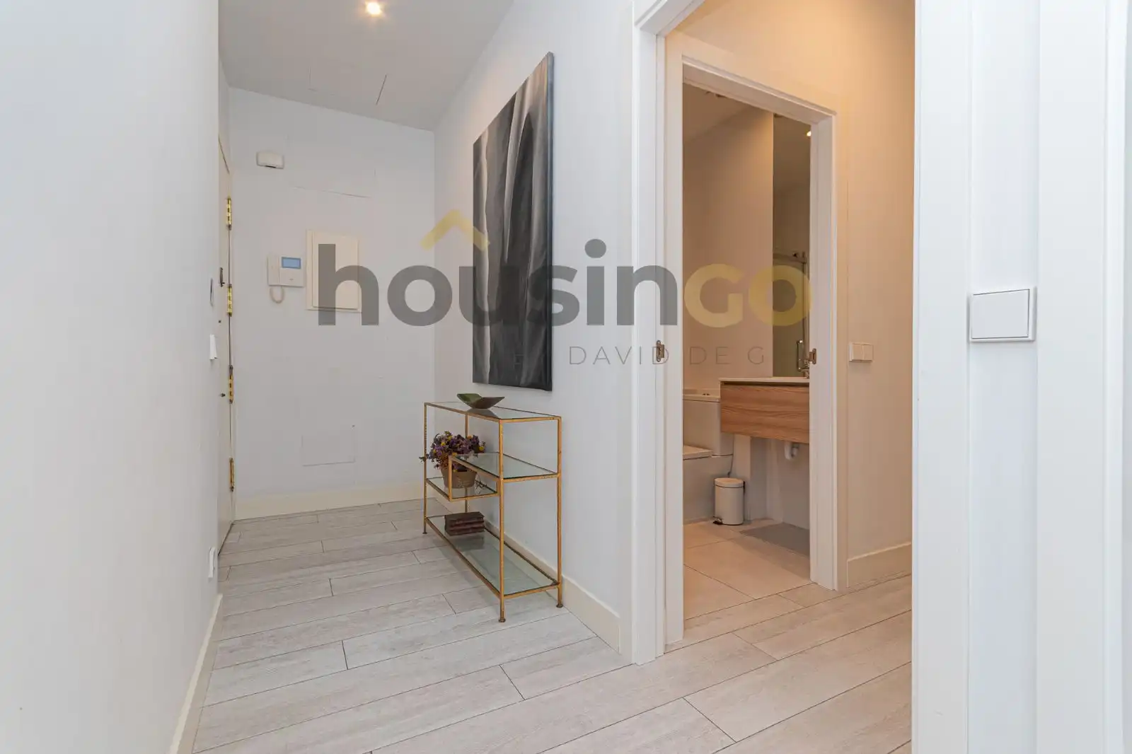 Flat for rent in Madrid  with Air Conditioner, Heating and Furnished