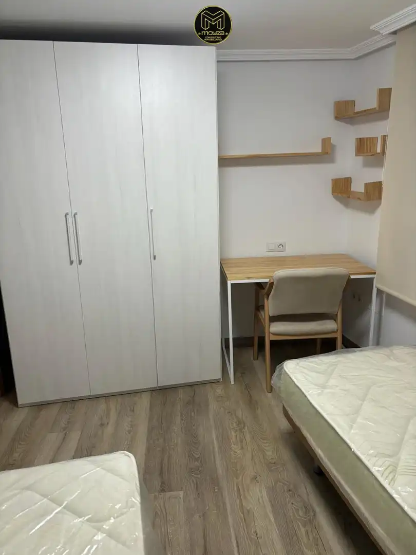 Dormitori de Pis en venda en Jaén amb Aire condicionat i Traster