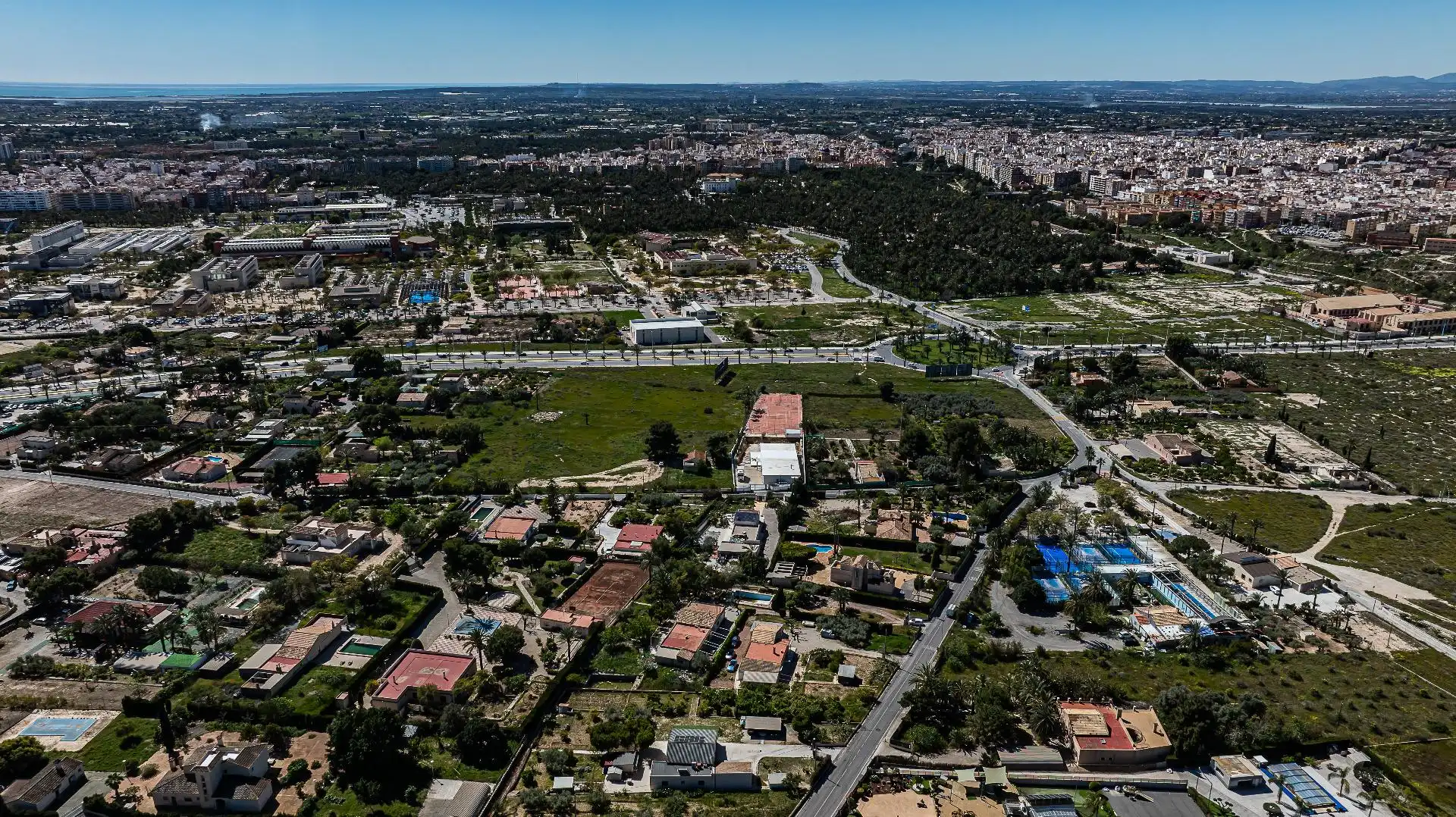 Vista exterior de Casa o chalet en venta en Elche / Elx con Aire acondicionado, Jardín privado y Terraza