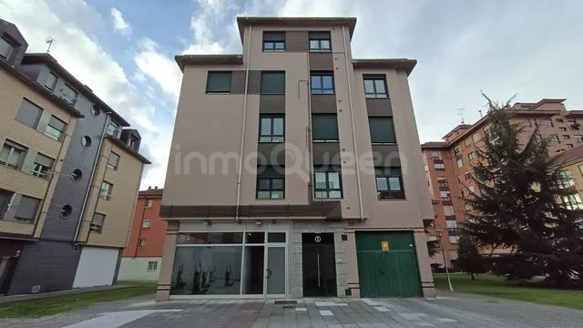 Piso en Venta en Calle Albert Einstein, 1 - 1° - A Lugones en Lugones