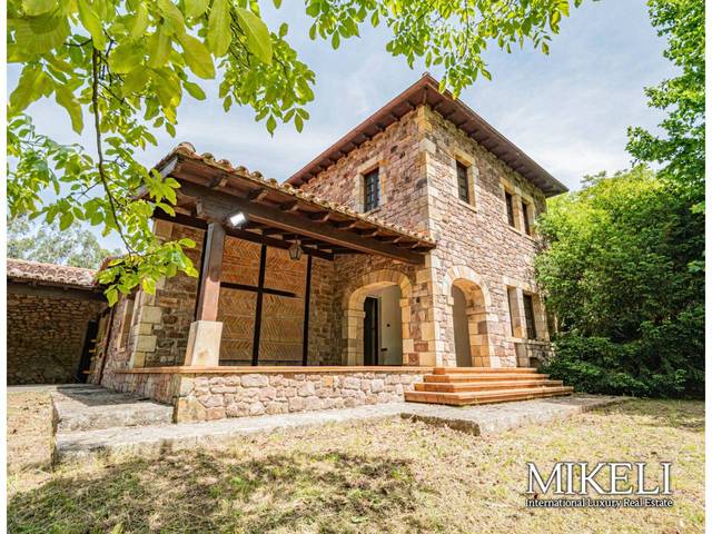 Casa-chalet en Venta en Calle ALVAREO en Escalante
