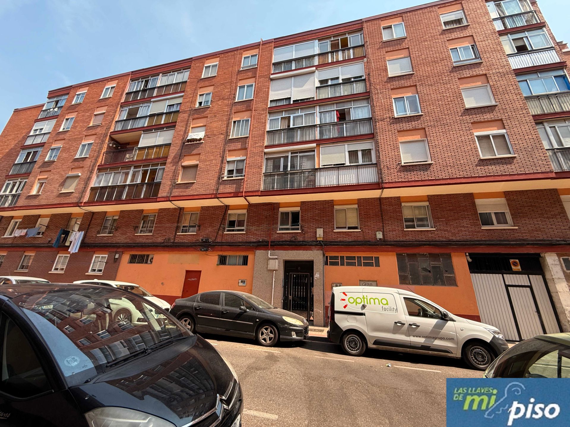 Vista exterior de Pis en venda en Valladolid Capital amb Calefacció, Parquet i Terrassa