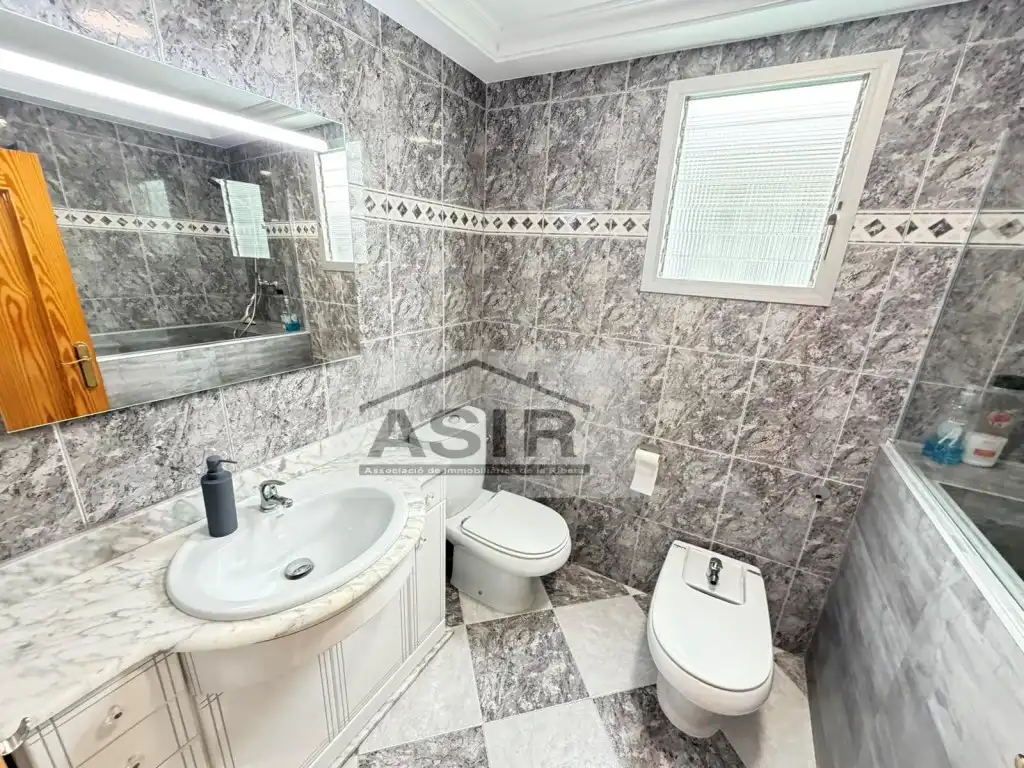 Bathroom of Flat for sale in Alzira  with Terrace