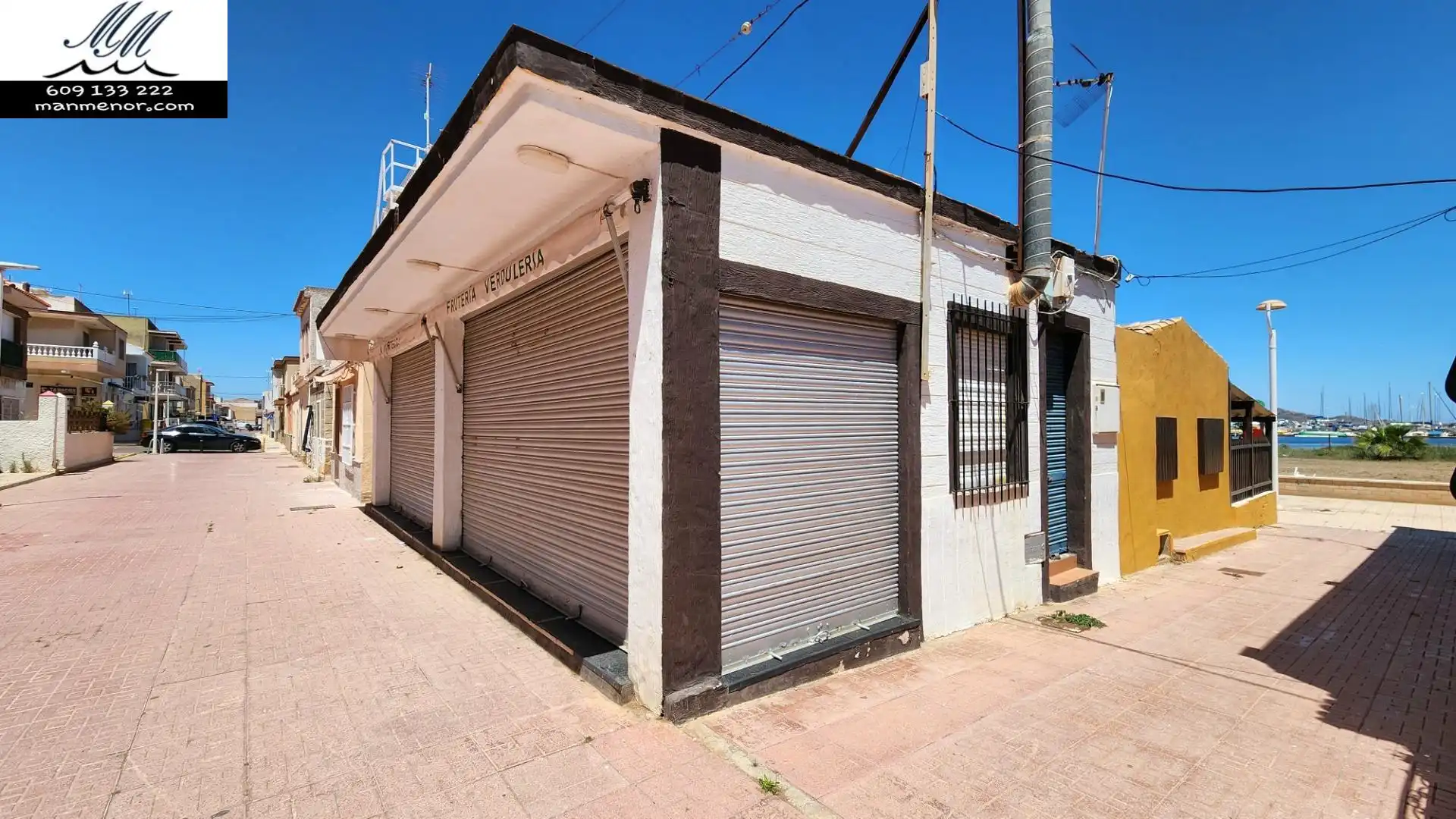 Vista exterior de Local en venta en Cartagena