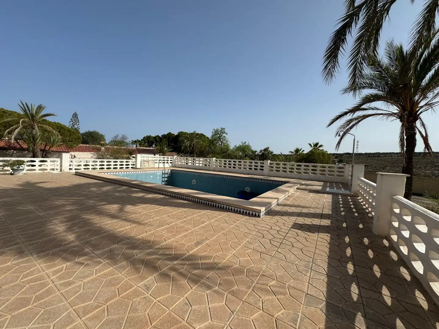 Piscina de Casa o xalet en venda en Alicante / Alacant amb Calefacció, Jardí privat i Terrassa