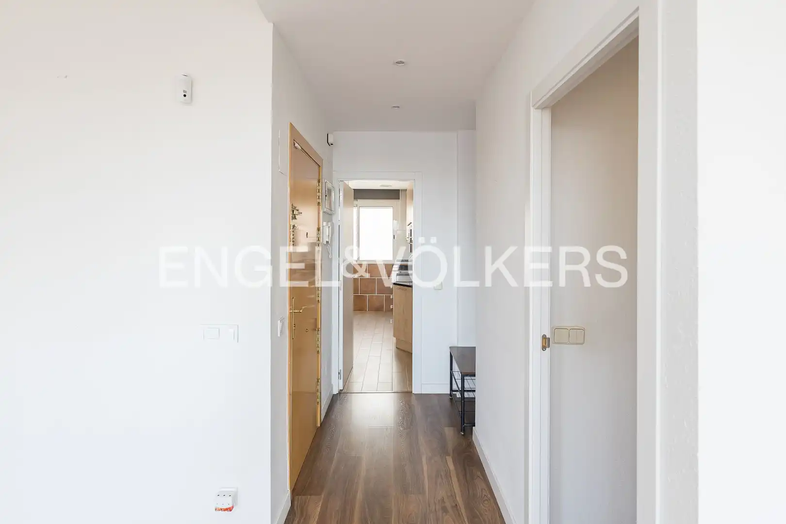 Flat for sale in Madrid  with Air Conditioner and Heating