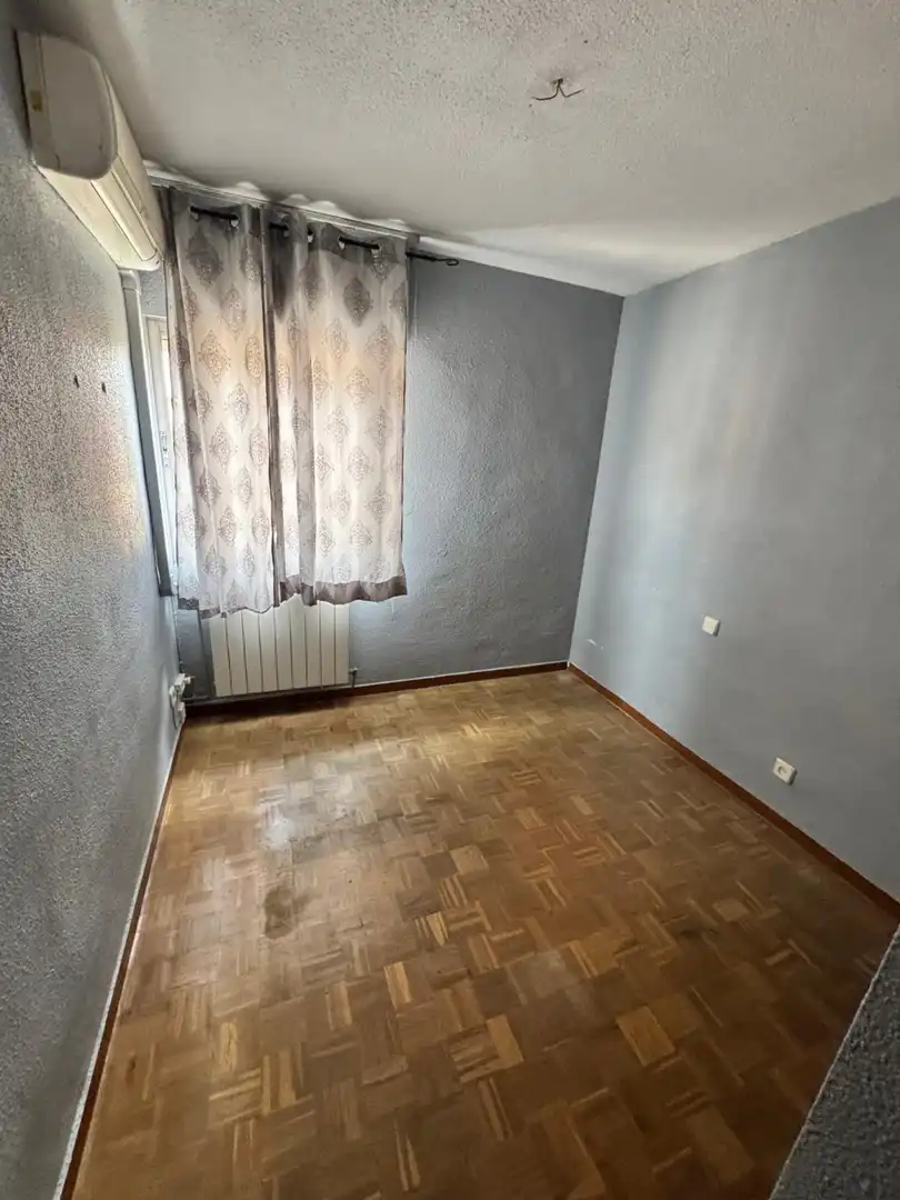 Bedroom of Detached homes for sale in Getafe  with Air Conditioner and Heating