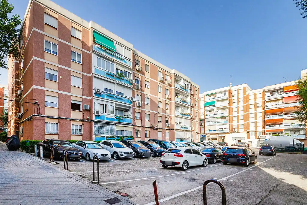 Vista exterior de Piso en venta en Madrid con Aire acondicionado y Calefacción