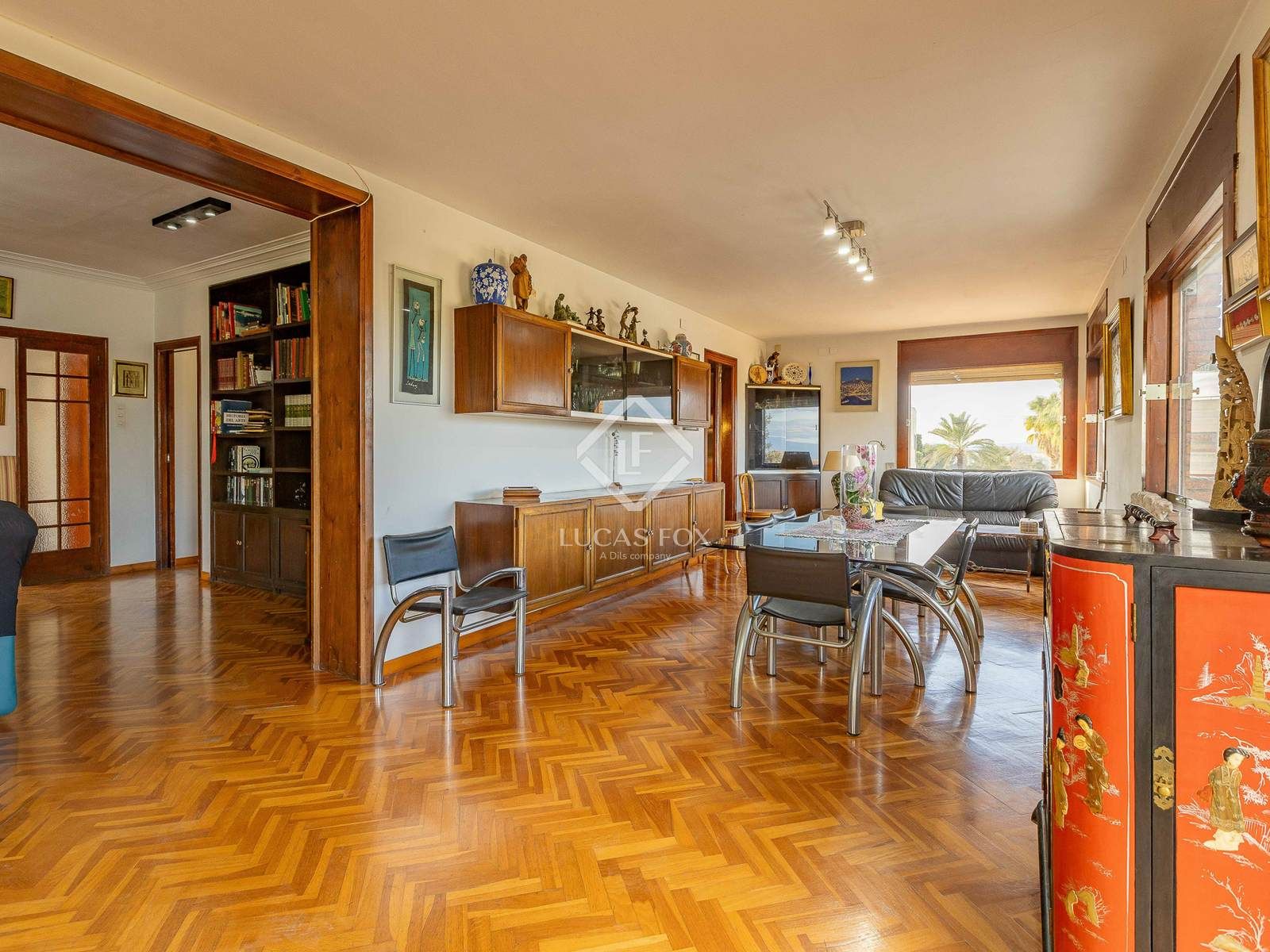 Living room of House or chalet for sale in Sant Cugat del Vallès  with Private garden, Storage room and Swimming Pool