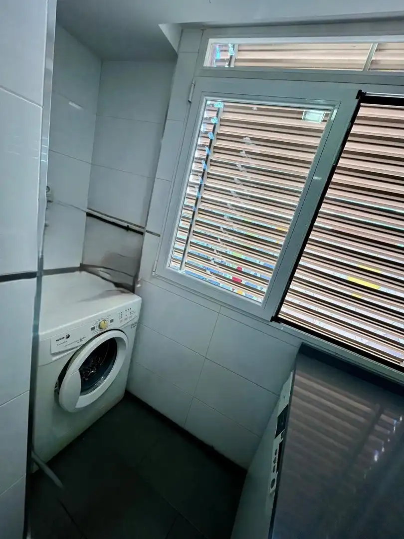 Baño de Piso en venta en Valencia con Aire acondicionado, Calefacción y Balcón
