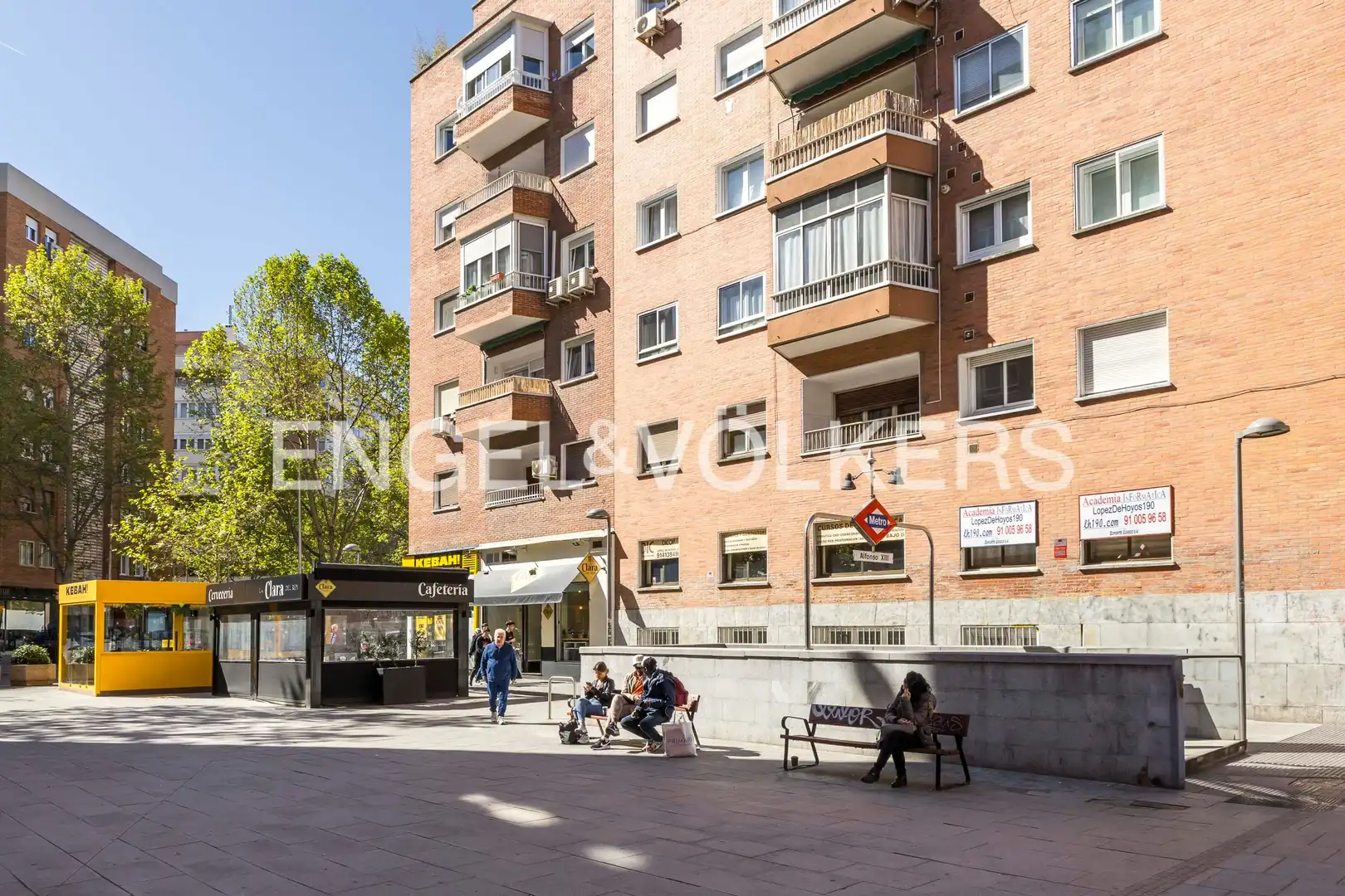 Vista exterior de Pis en venda en Madrid amb Aire condicionat, Calefacció i Terrassa