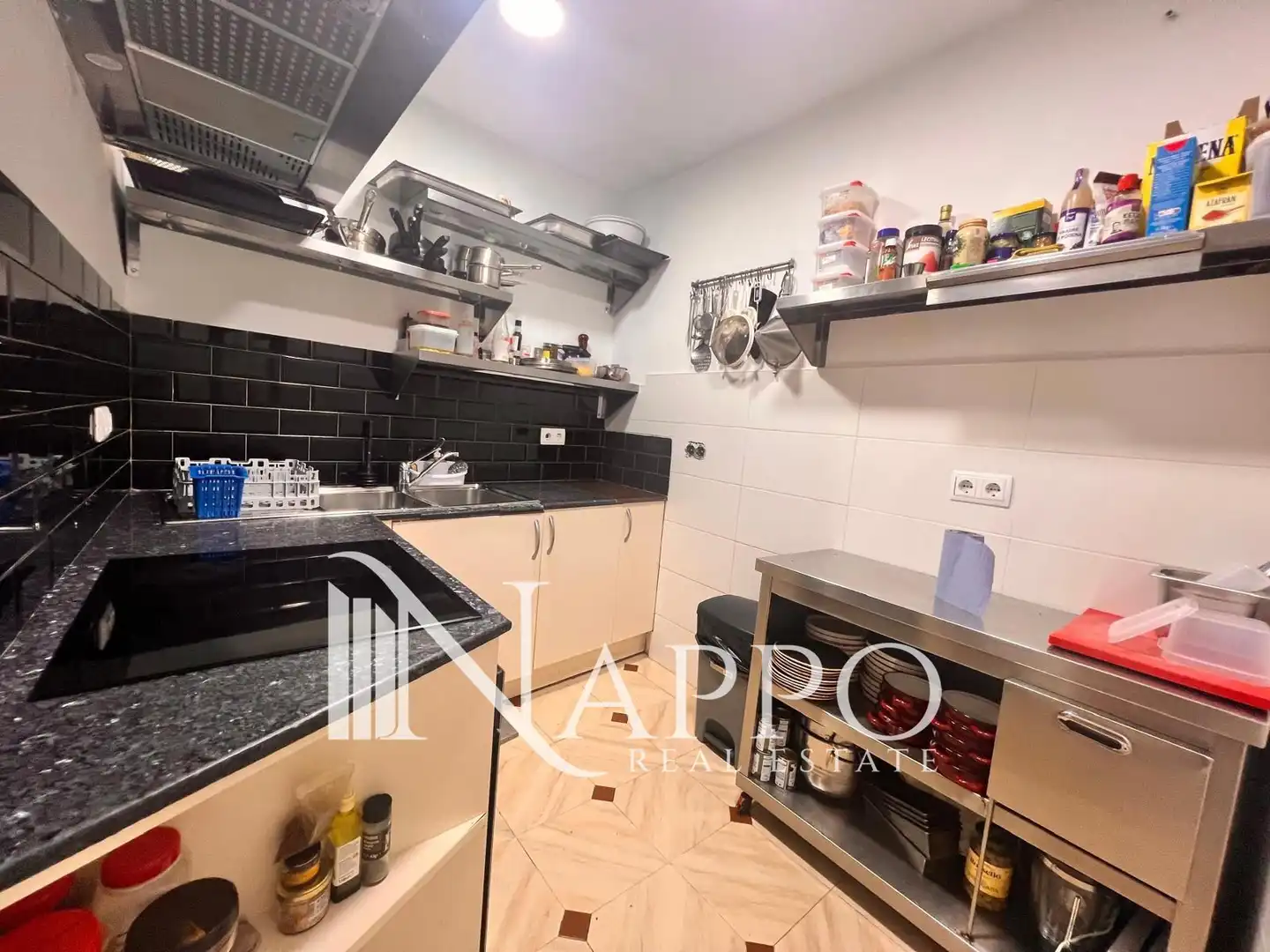 Kitchen of Commercial properties for rent in  Palma de Mallorca  with Air Conditioner and Internet