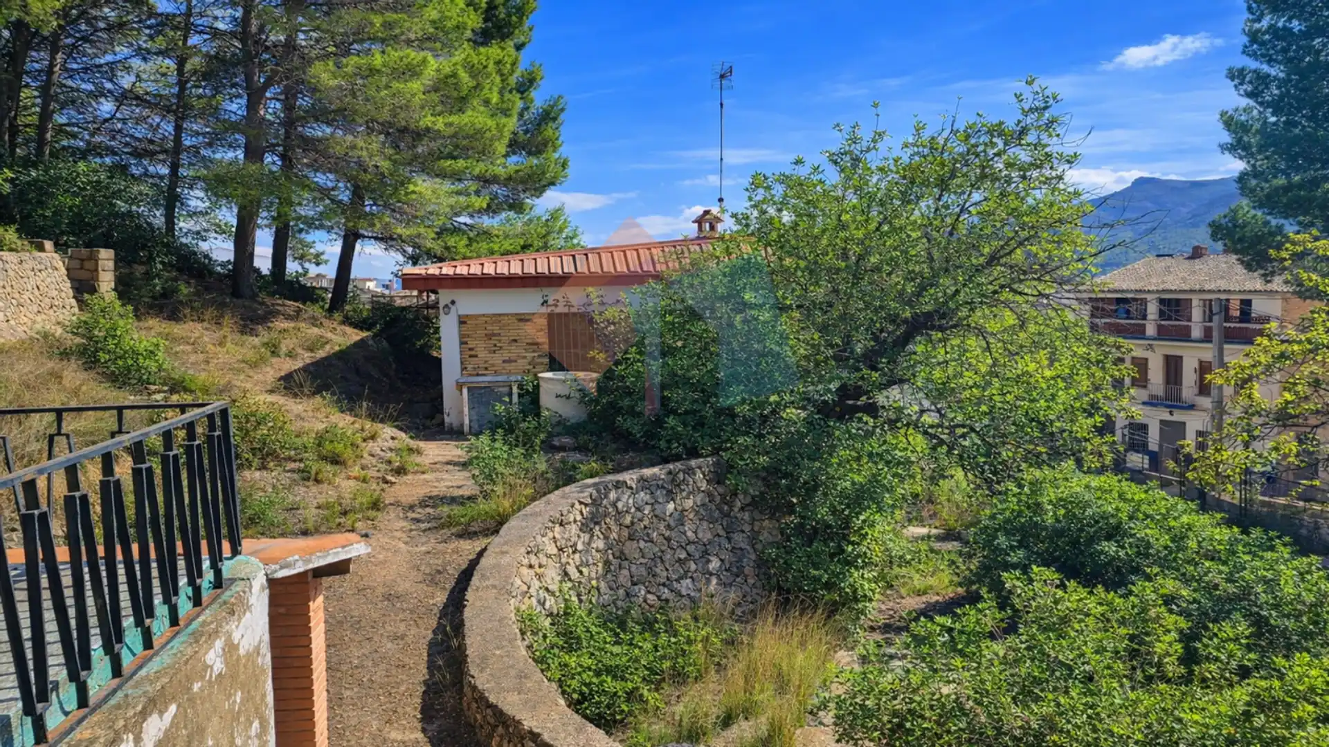Jardí de Casa o xalet en venda en Montitxelvo / Montichelvo amb Jardí privat, Traster i Piscina