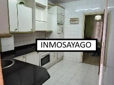 Piso con ascensor en venta en Calle Juan XXIII