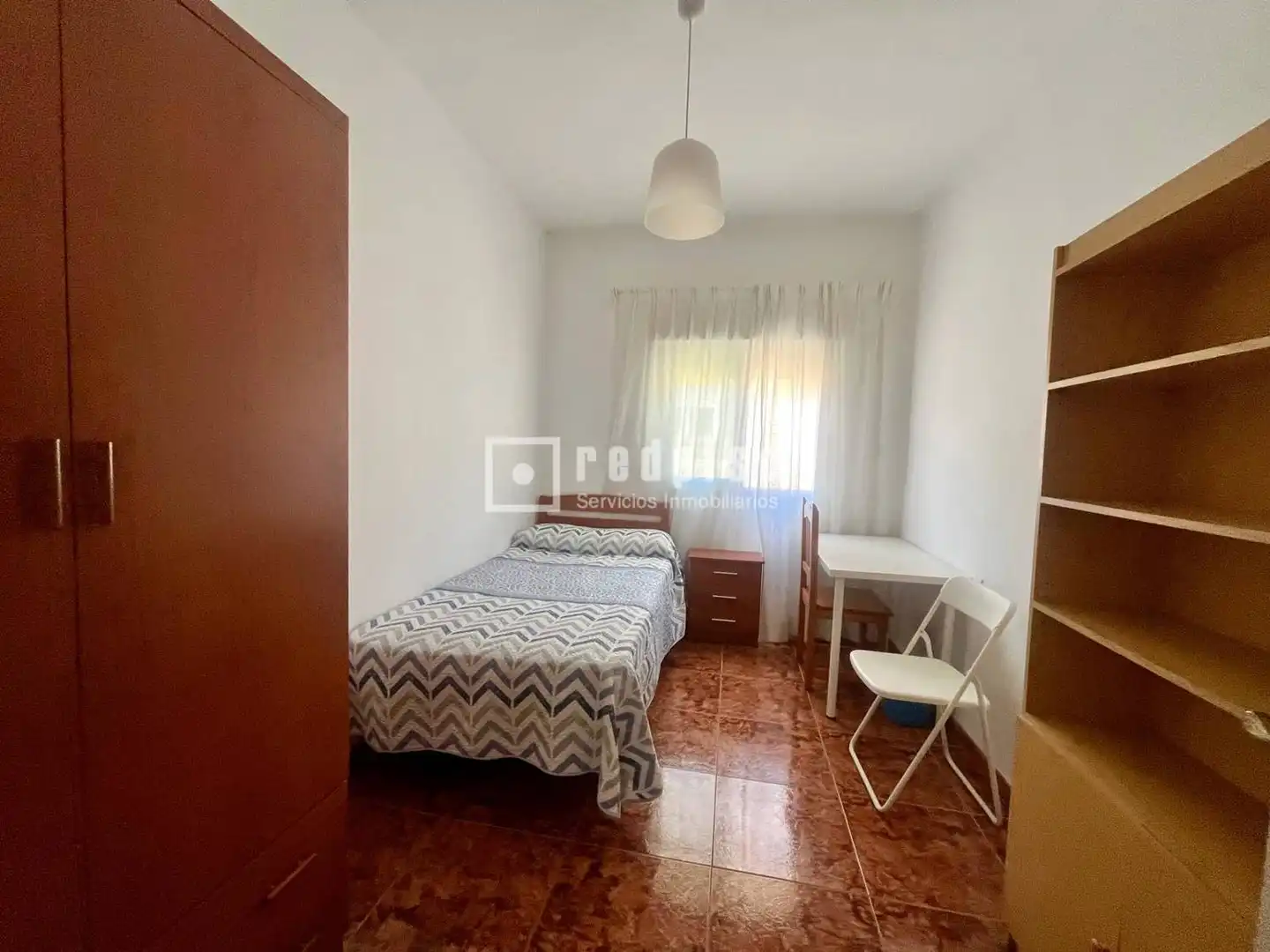 Bedroom of Flat for rent in Granada  with Heating, Terrace and Furnished