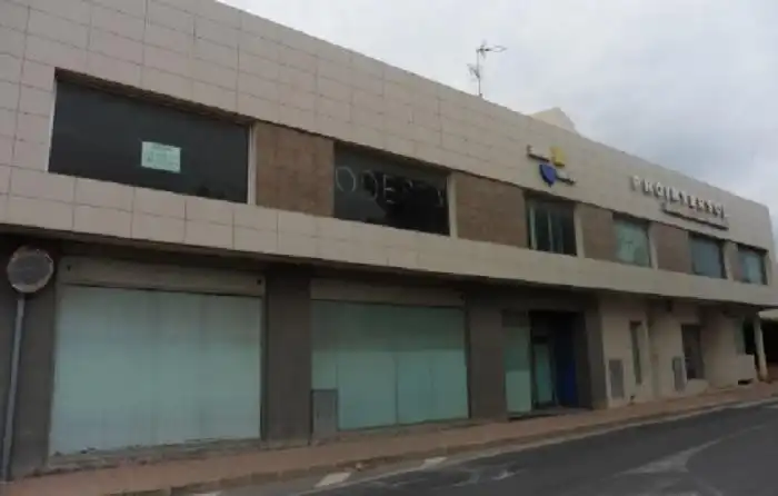 Vista exterior de Local en venta en San Pedro del Pinatar