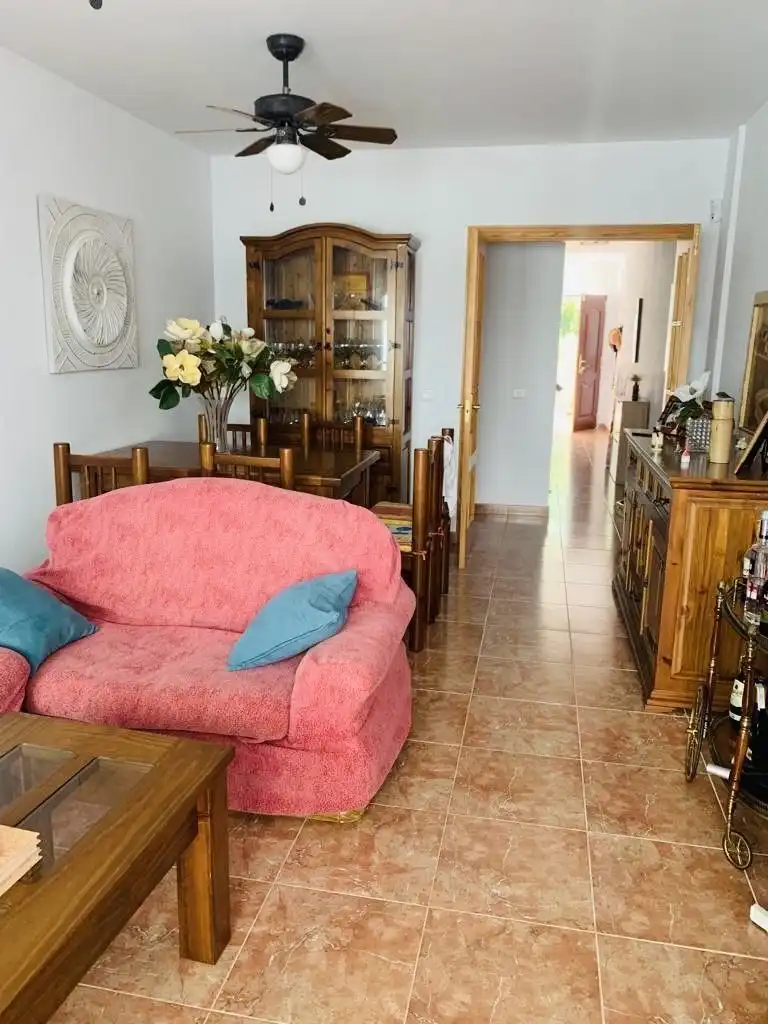 Sala de estar de Casa o chalet en venta en Torrox con Aire acondicionado, Calefacción y Jardín privado