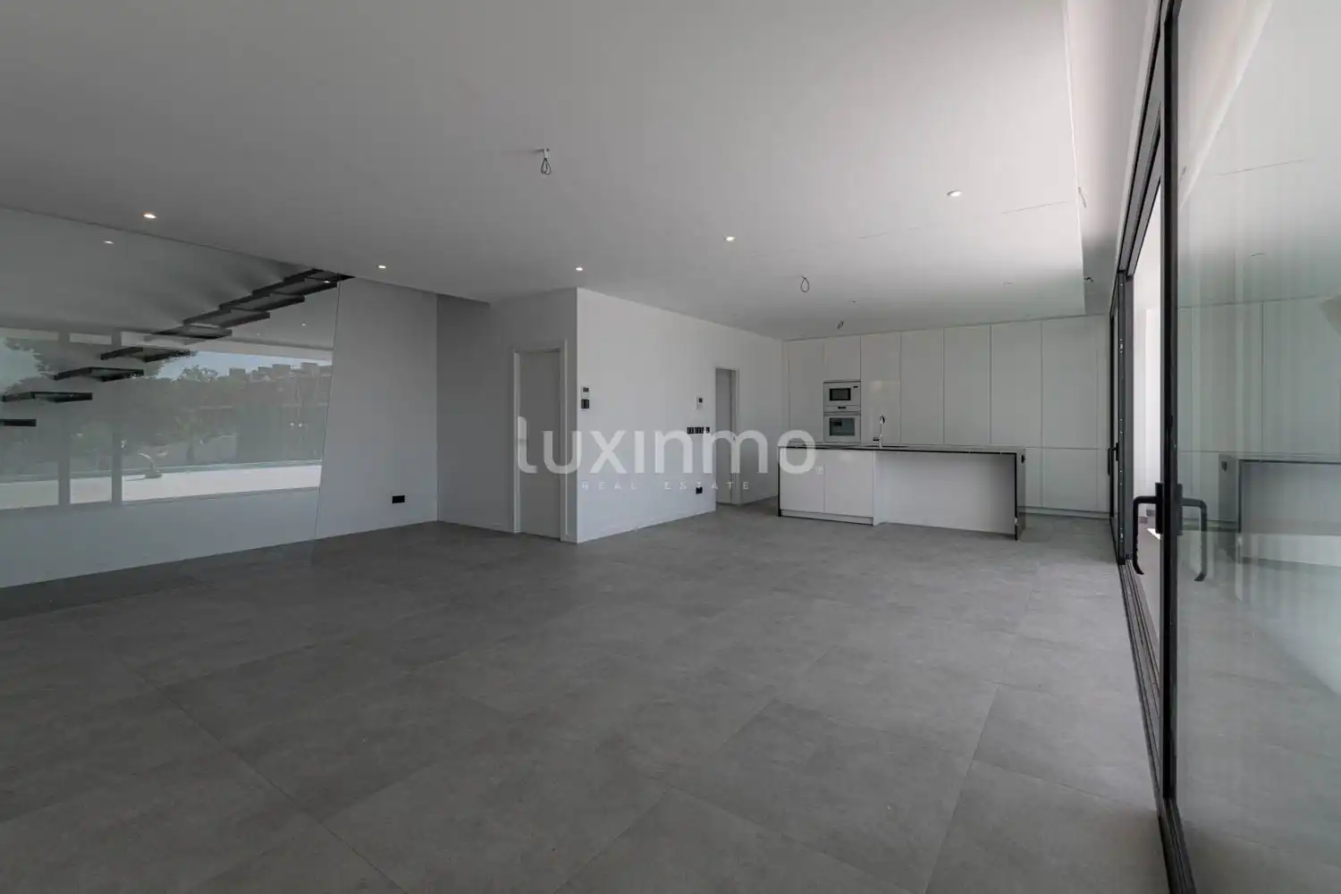 Chalet con piscina en venta en Marisol Park - Ortembach - Los Almendros, imagen 9