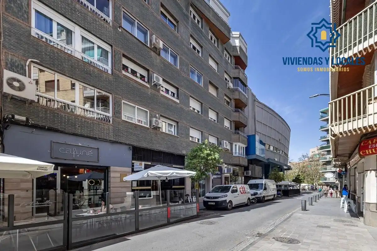 Dúplex amb terrassa en venda a Ronda, imagen 5