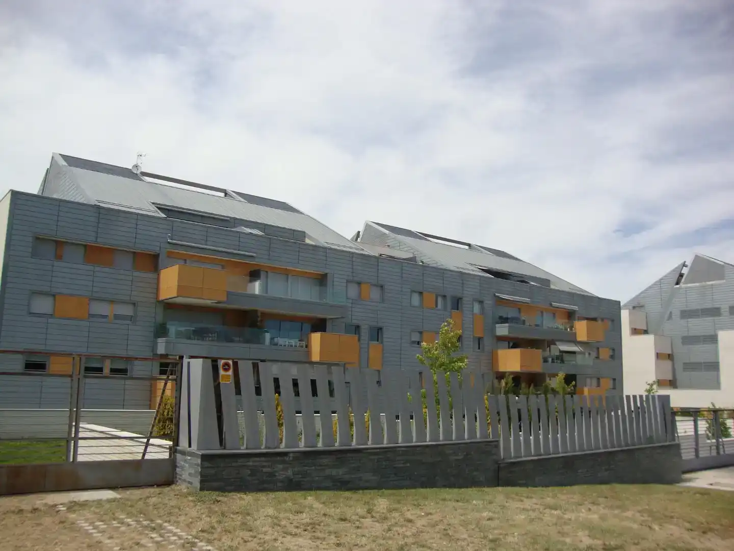 Außenansicht von Garage zum Verkauf in Majadahonda