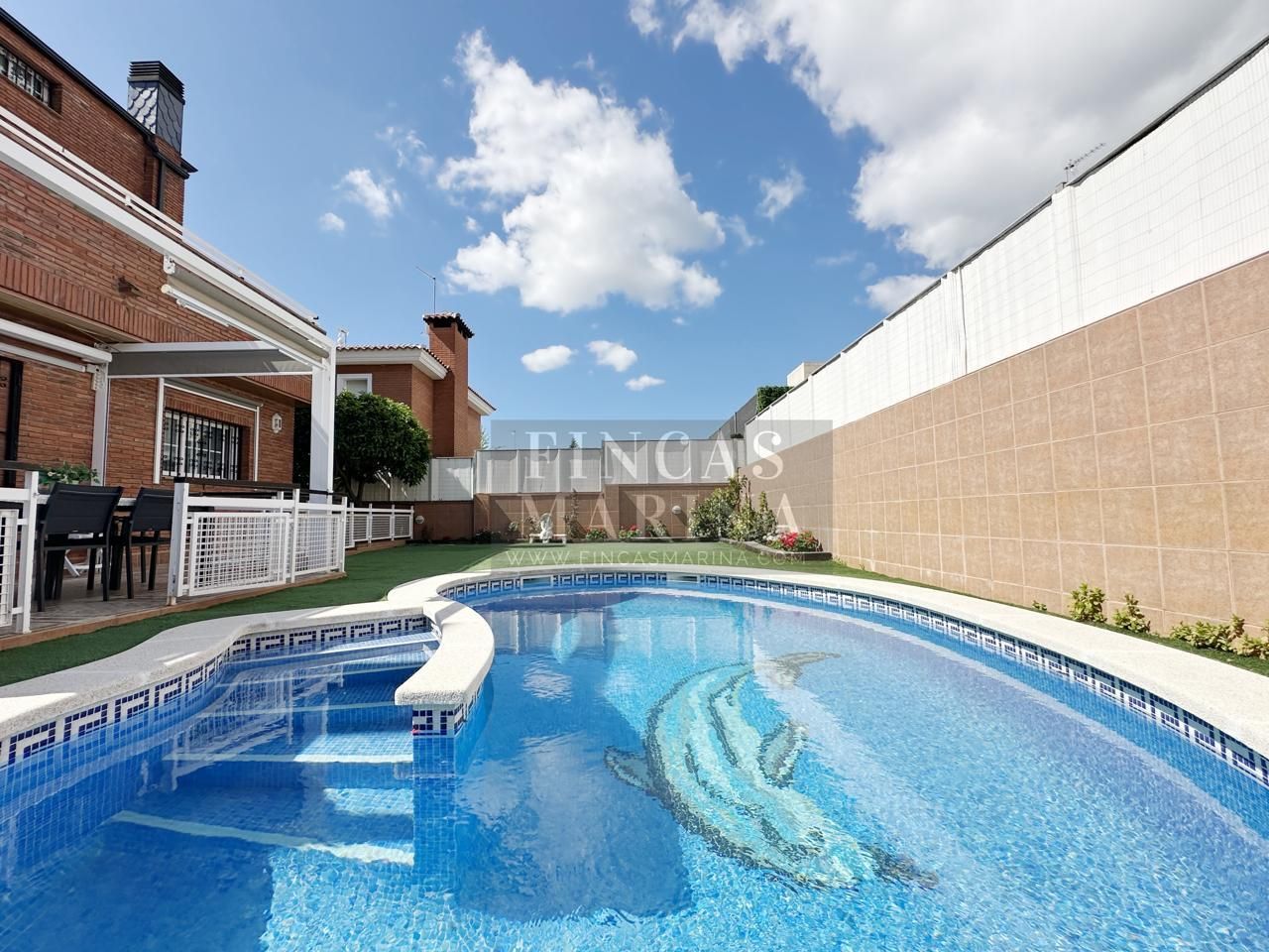 Swimming pool of House or chalet for sale in Viladecans  with Air Conditioner, Heating and Private garden